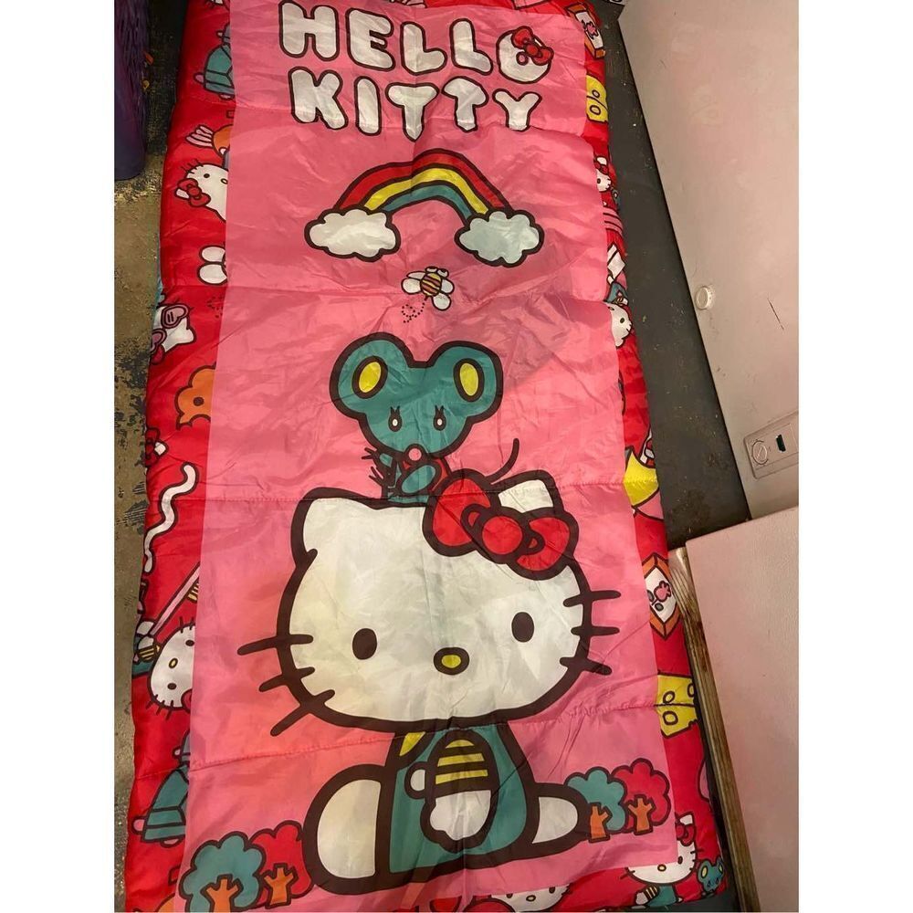 Hello Kitty‎ pink zipper sleeping bag 28x56”